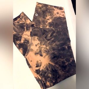 LULULEMON ALIGN HIGH-RISE LEGGIN 23” Demond Dye Size 6